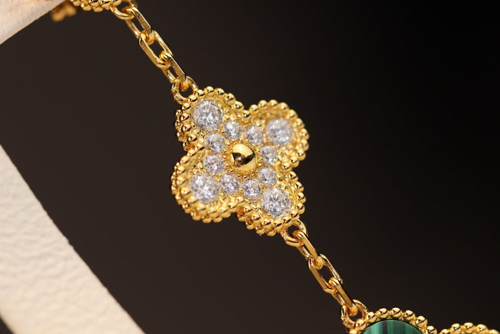 „Dream“-Ohrringe, Kleeblatt, Gold, Malachit, Diamant, 3 Motive