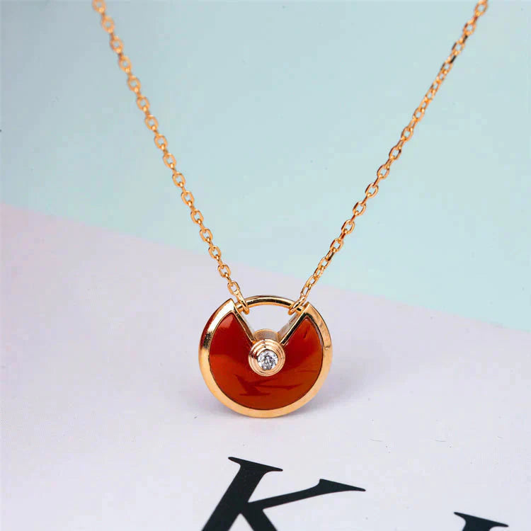 ¡®Dream¡¯AMULETTE GOLD CARNELIAN ONYX NECKLACE