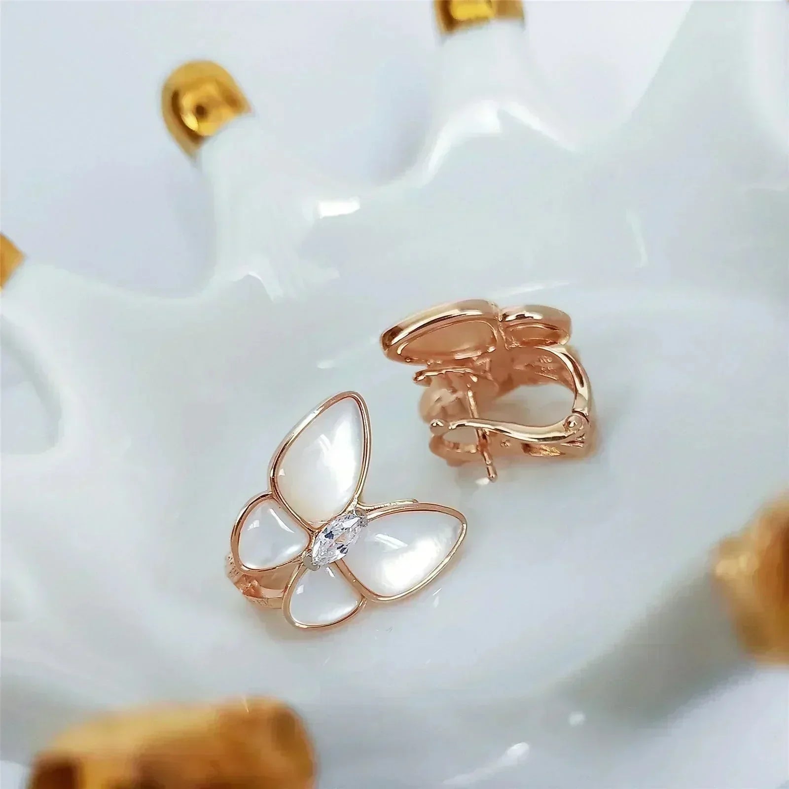 ¡®Dream¡¯ BUTTERFLY MOP DIAMANT OHRRINGE