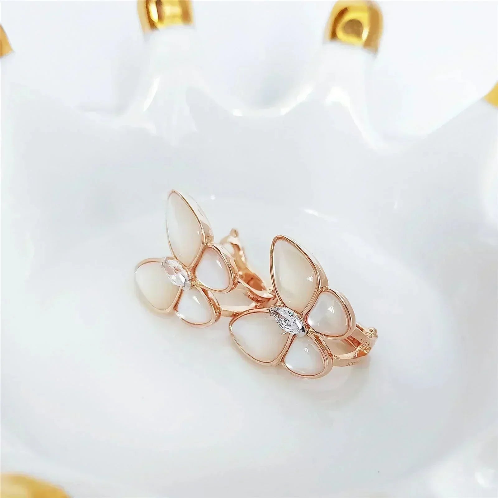 ¡®Dream¡¯ BUTTERFLY MOP DIAMANT OHRRINGE