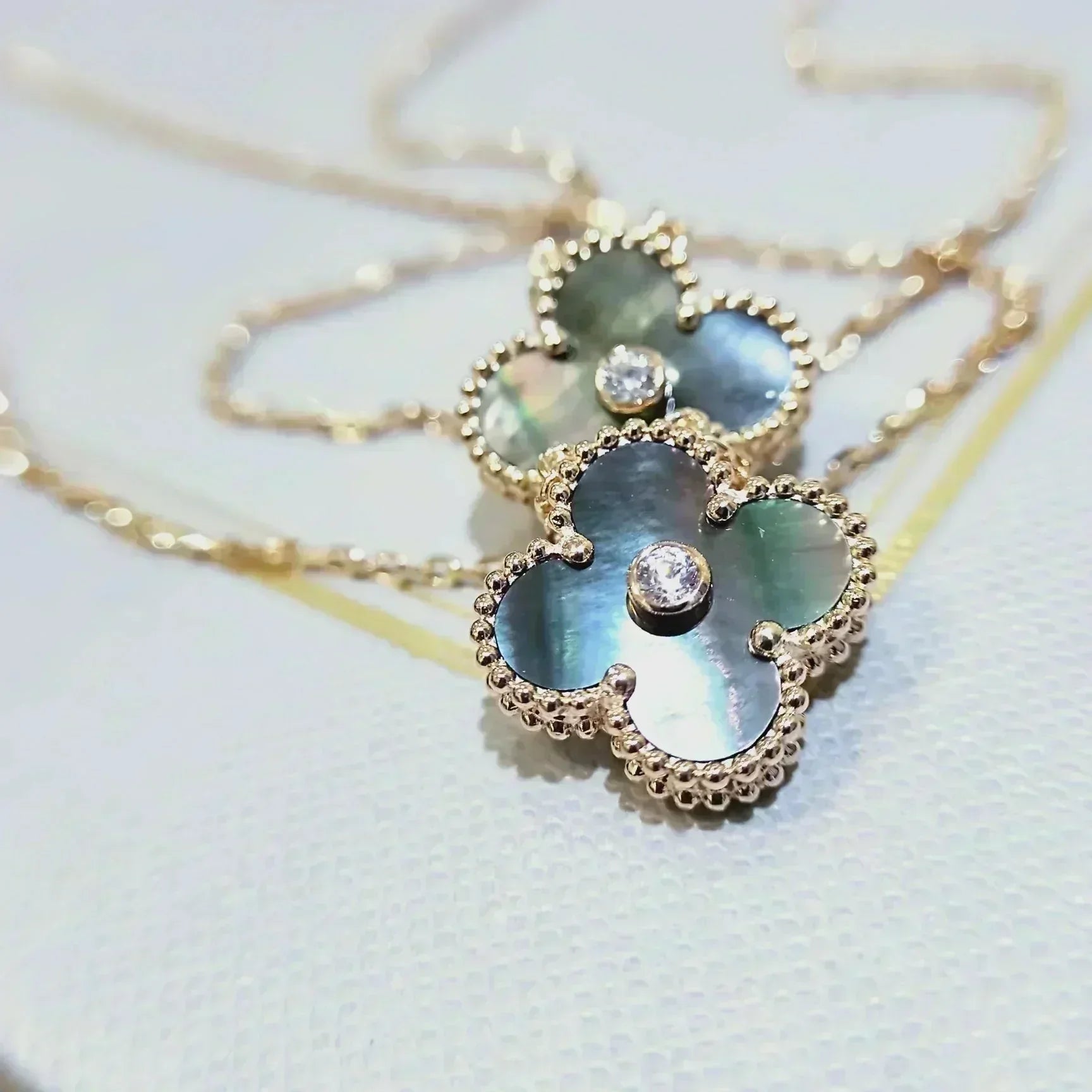 ®Dream´クローバー 15mm ダイヤモンド＆マザーオブパール ネックレス