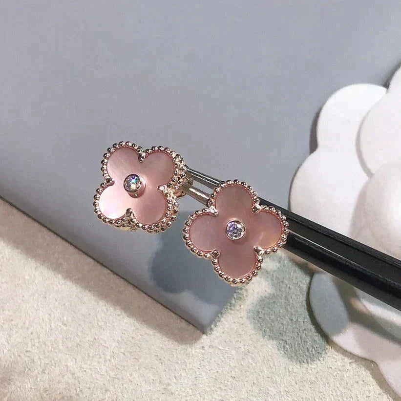 ¡®Dream¡¯CLOVER MITTELGROSSE 1 MOTIV OHRRINGE ROSA PERLMUTT DIAMANT