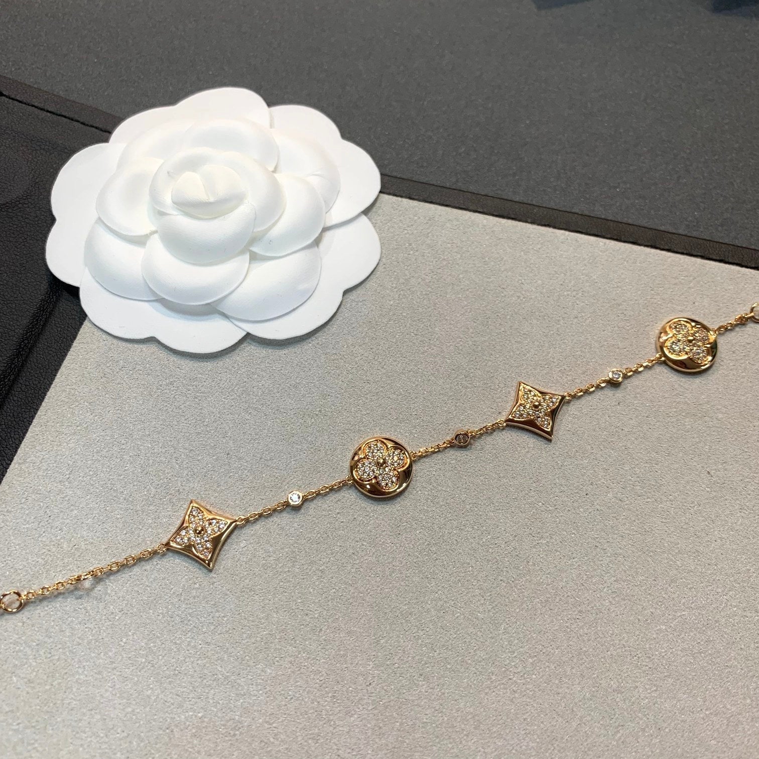 ¡®Dream¡¯STAR AND SUN 4 MOTIFS GOLD DIAMONDS BRACELET