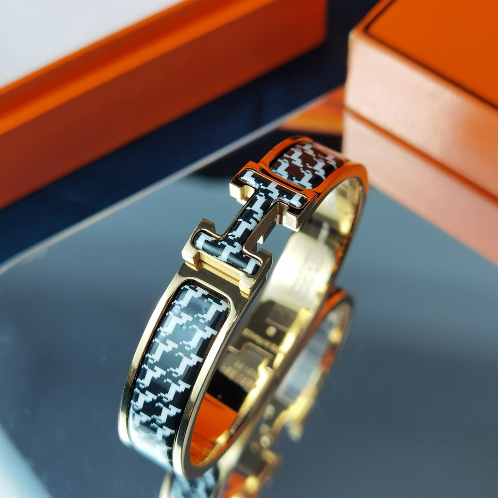 ドリームホース ブレスレット 12MM