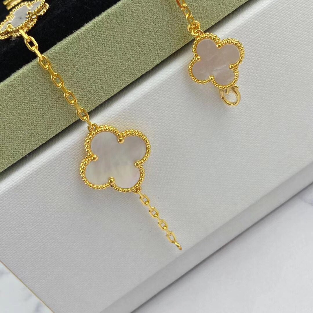 ¡®Dream¡¯MAGIC CLOVER MOP GOLD ARMREIF 5 MOTIVE
