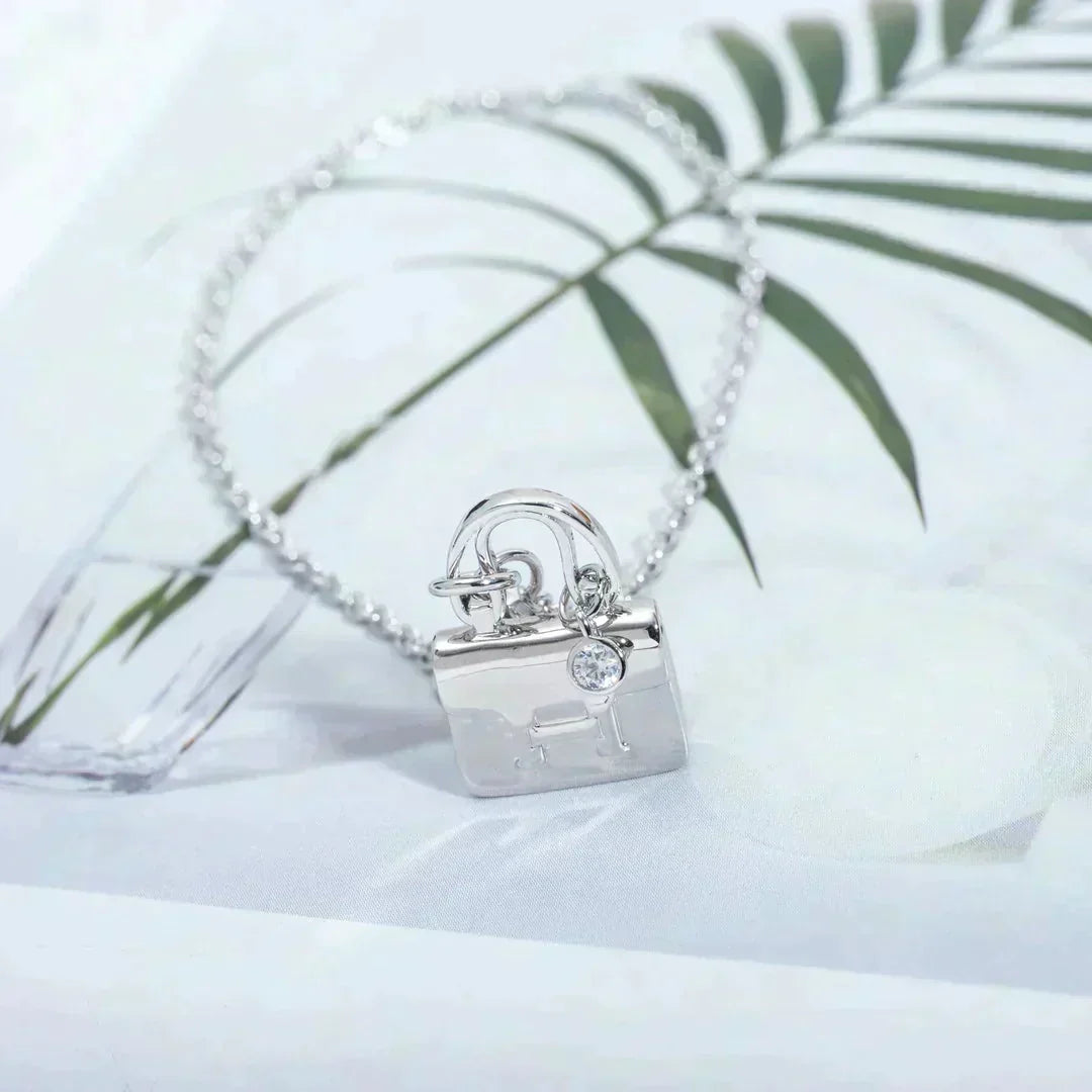 ¡®Dream¡¯AMULETTE PEDANT SILVER NECKLACE