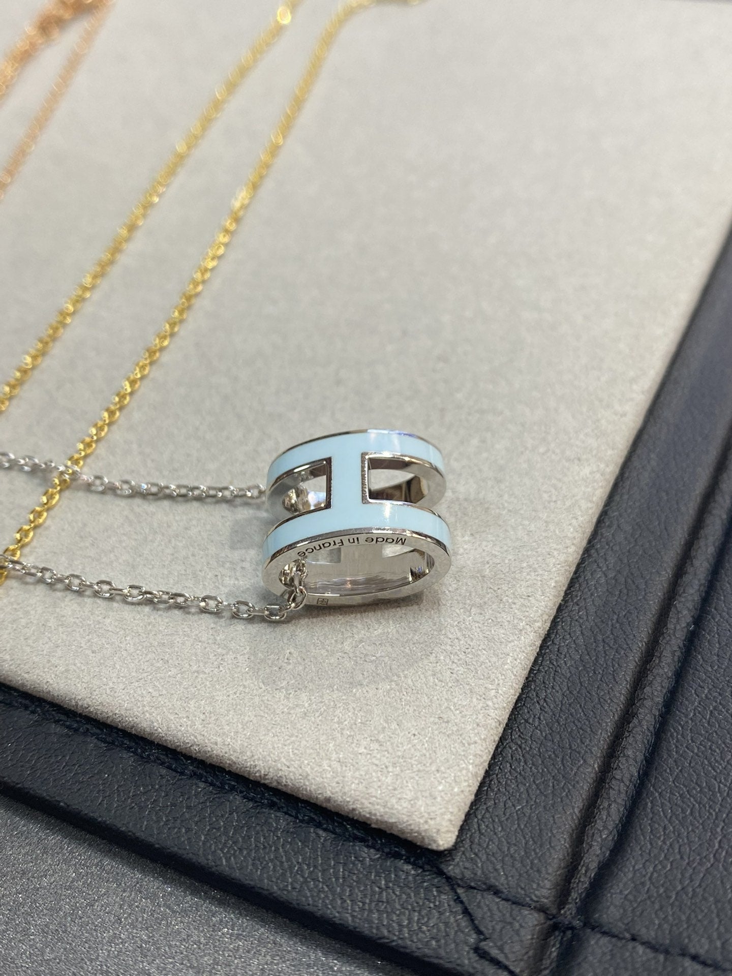 ¡®Dream¡¯POP H LIGHT BLUE NECKLACE