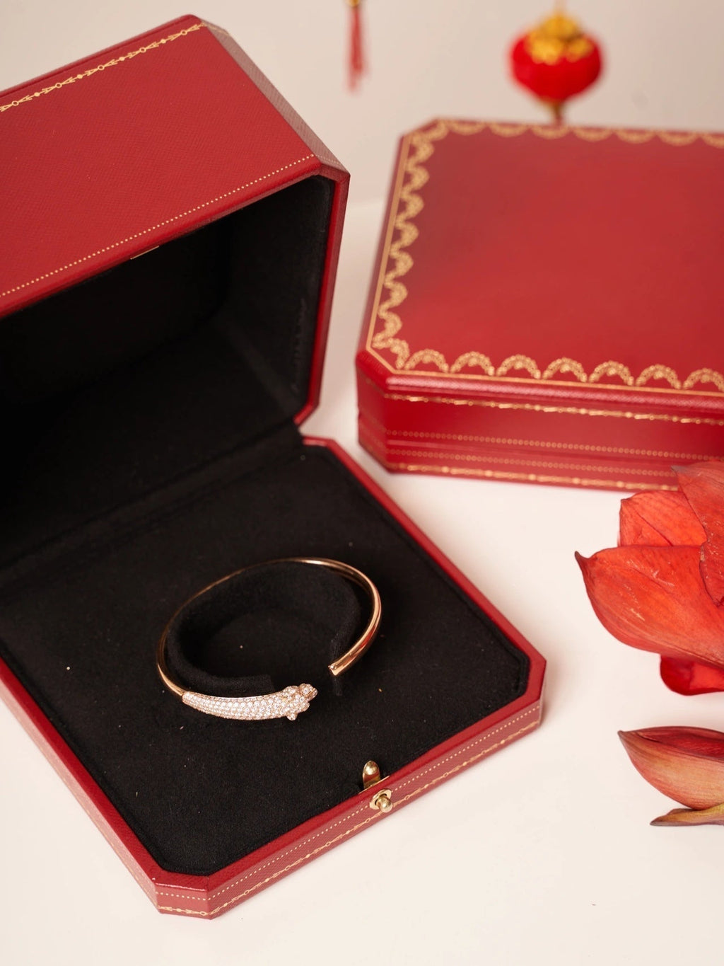 ¡®Dream¡¯PANTHERE ROSE GOLD DIAMOND OPEN BRACELET