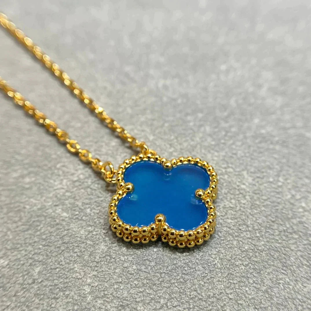 ドリーム® クローバー 15mm ブルーアゲート ネックレス
