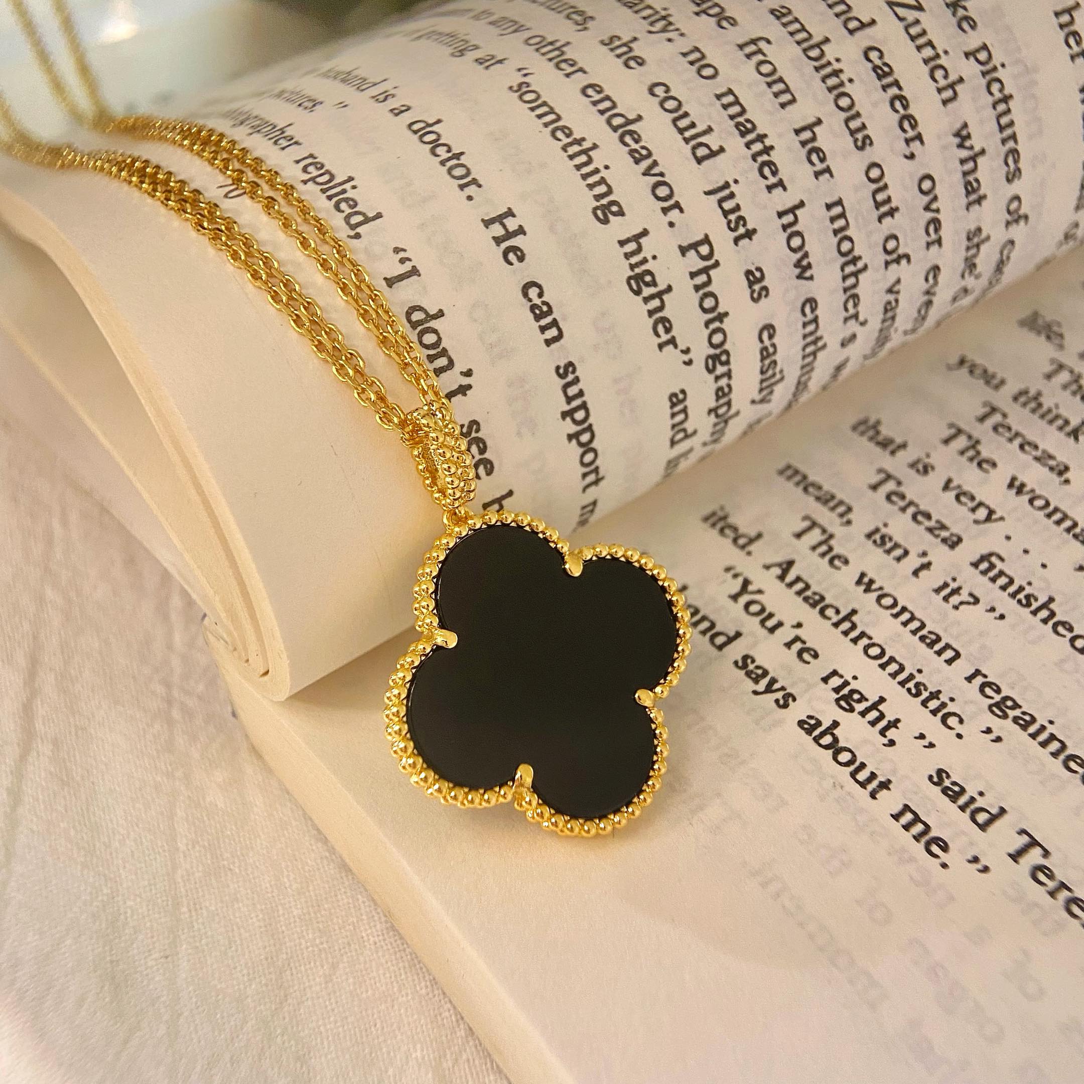 ¡®Dream¡¯CLOVER 25MM NECKLACE GOLD ONYX