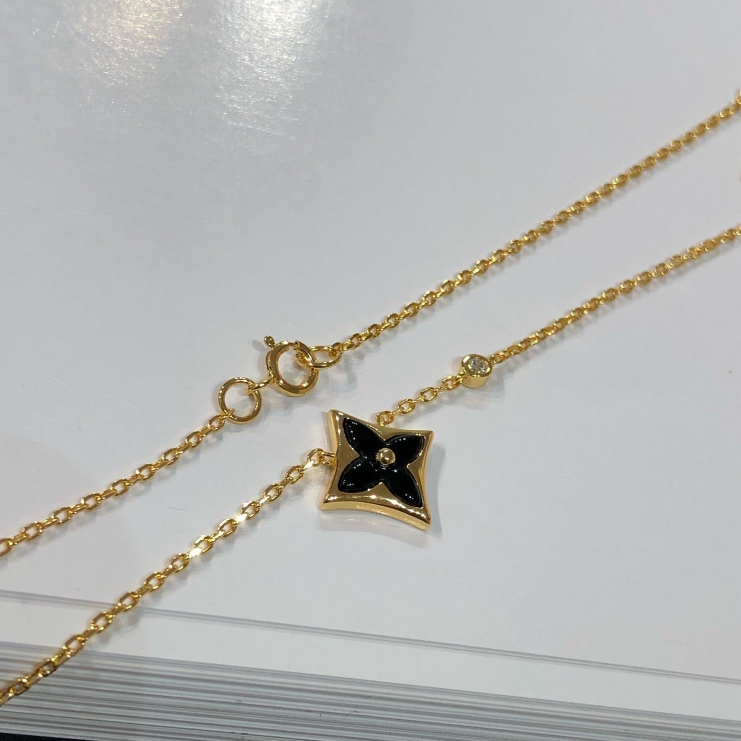 ®DREAM®STAR 黒蝶貝ネックレス
