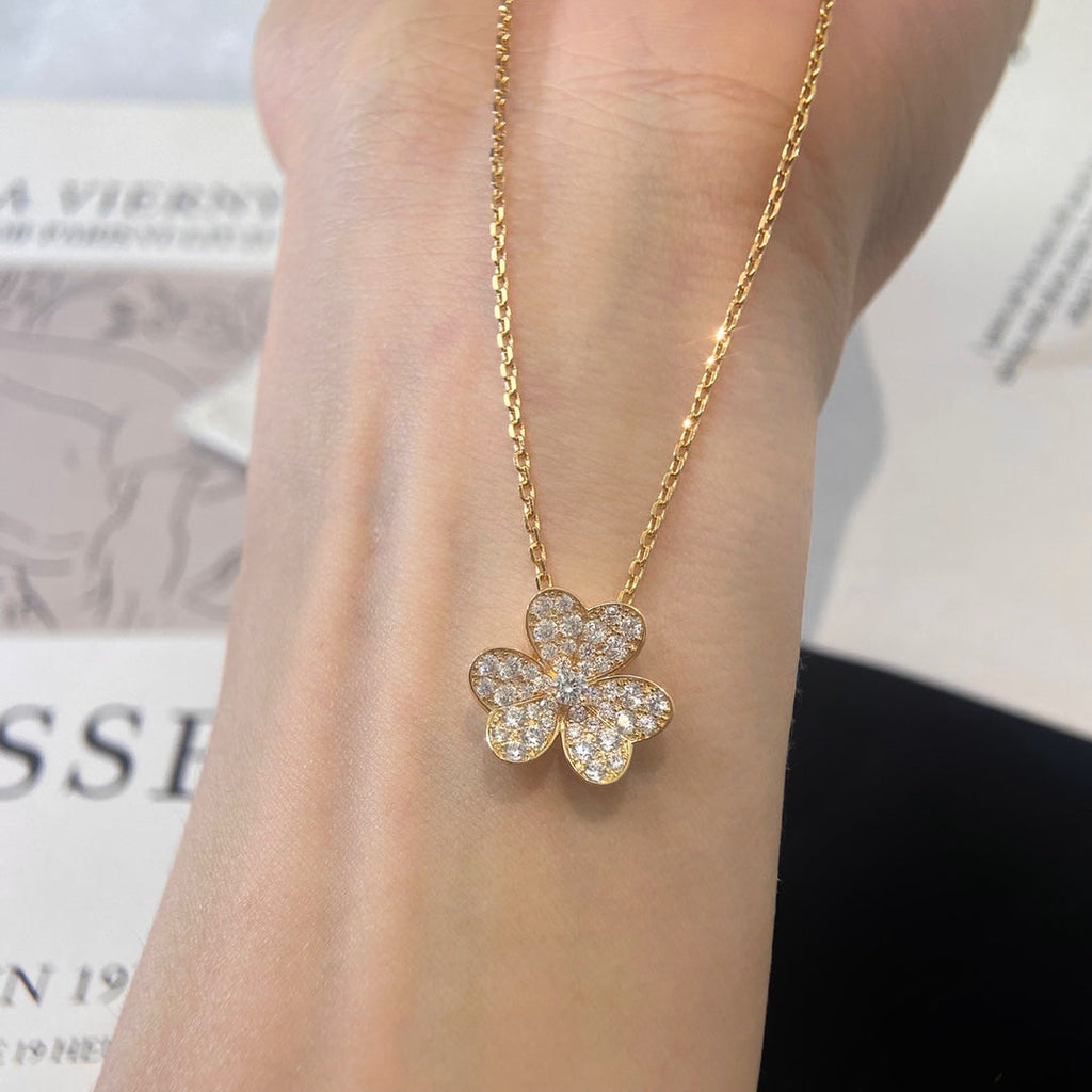 „Traum“-BLUMEN-DIAMANT-HALSKETTE