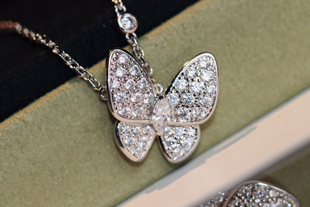 ¡®Dream¡¯BUTTERFLY DIAMOND NECKLACE
