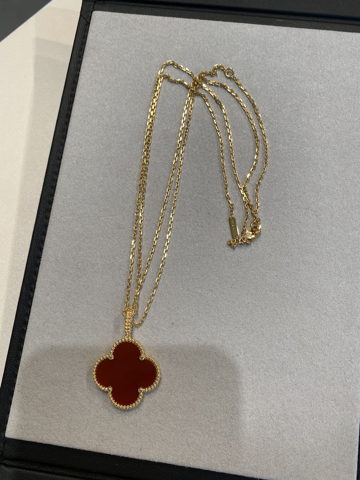 ¡®Dream¡¯CLOVER 25MM HALSKETTE GOLD KARNEOL