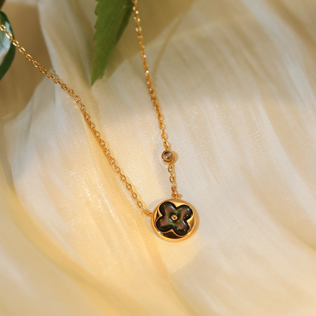 ¡®Dream¡¯SUN PEDANT PINK GOLD 1 DIAMOND NECKLACE