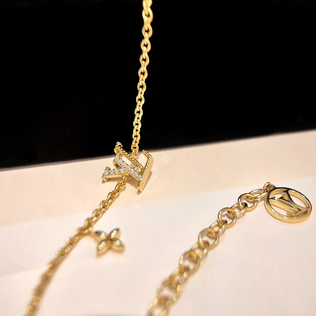 ¡®Dream¡¯LOGO STAR MOTIF GOLD BRACELET