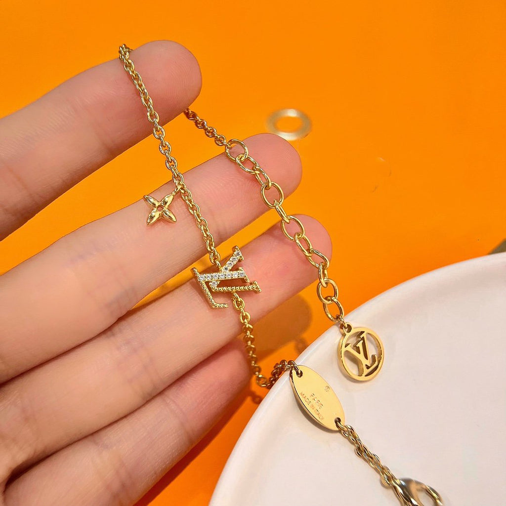 ¡®Dream¡¯LOGO STAR MOTIF GOLD BRACELET