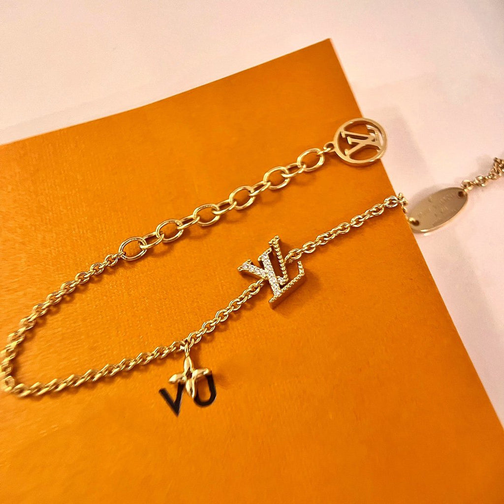 ¡®Dream¡¯LOGO STAR MOTIF GOLD BRACELET