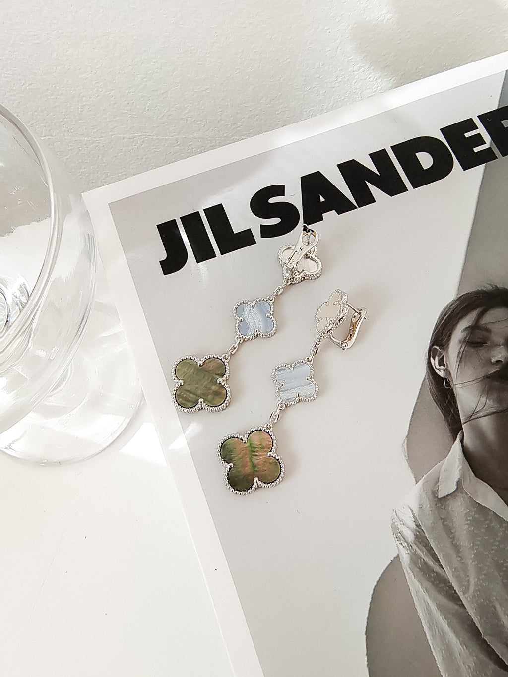 "Dream" Kleeblatt 3 Motive Chalzedon Dunkle Perlmutt Silber Ohrringe
