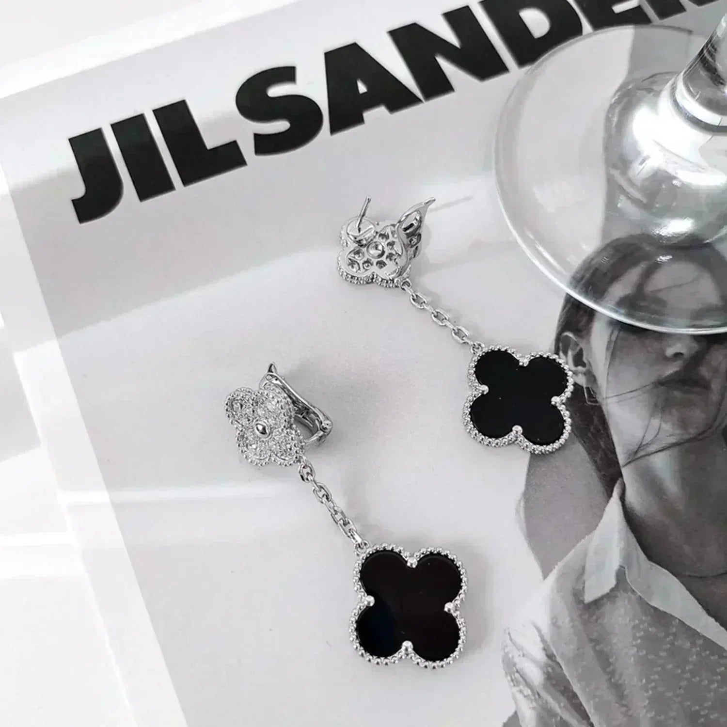 ¡®Dream¡¯CLOVER 2 MOTIFS  DIAMOND ONYX EARRINGS SILVER