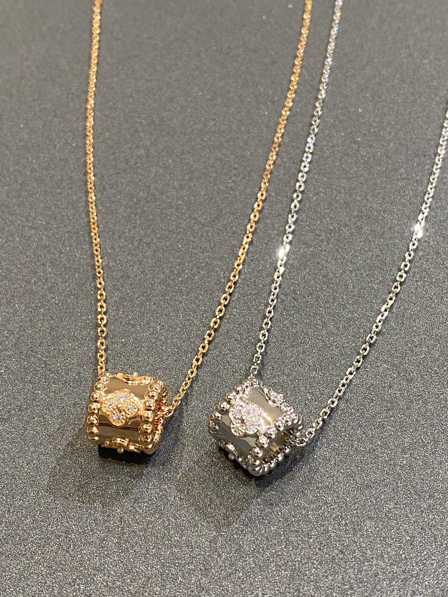 「ドリーム」パーリーペンダント シルバーダイヤモンドネックレス