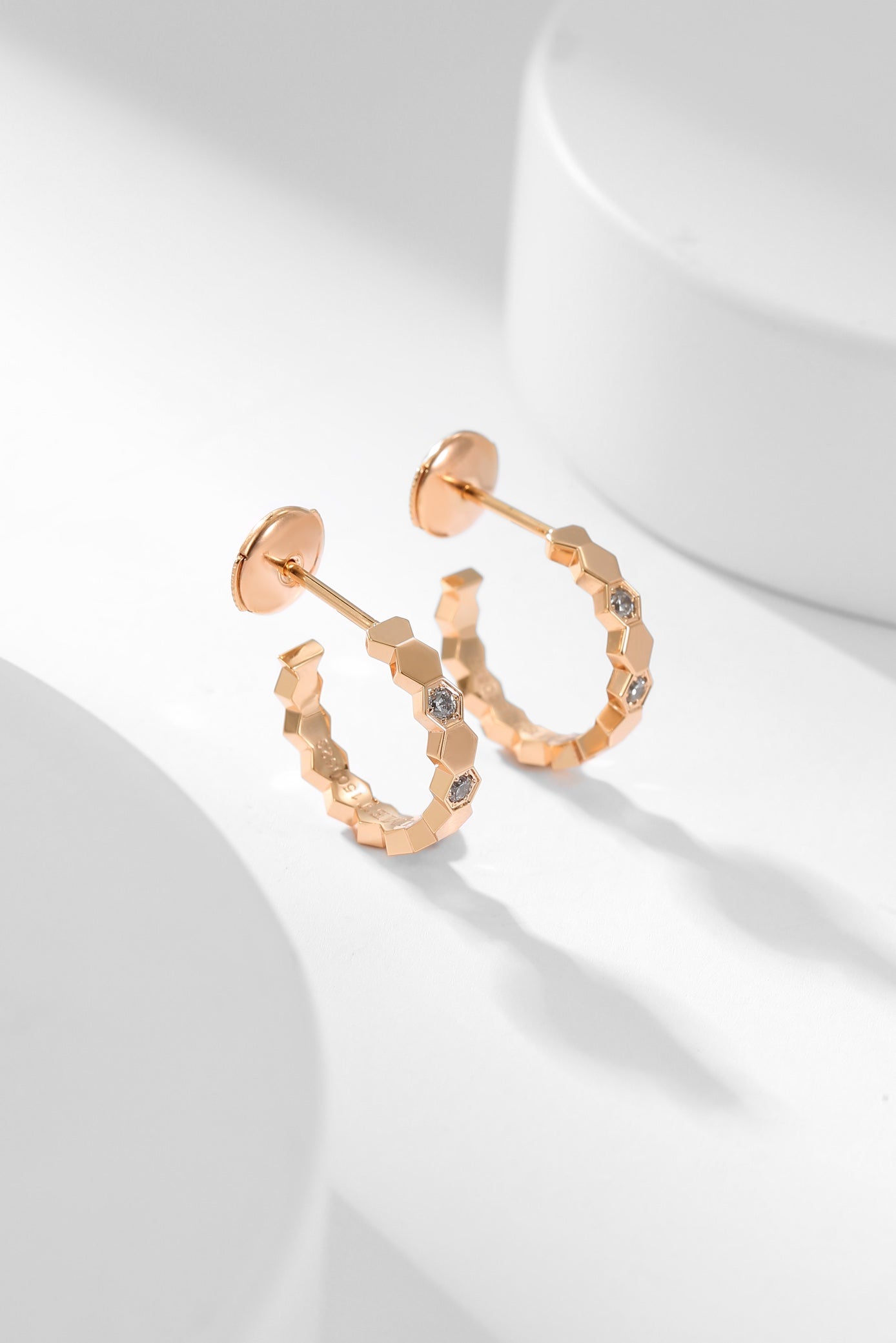 ¡®Dream¡¯BEE LOVE DIAMOND HOOP EARRINGS