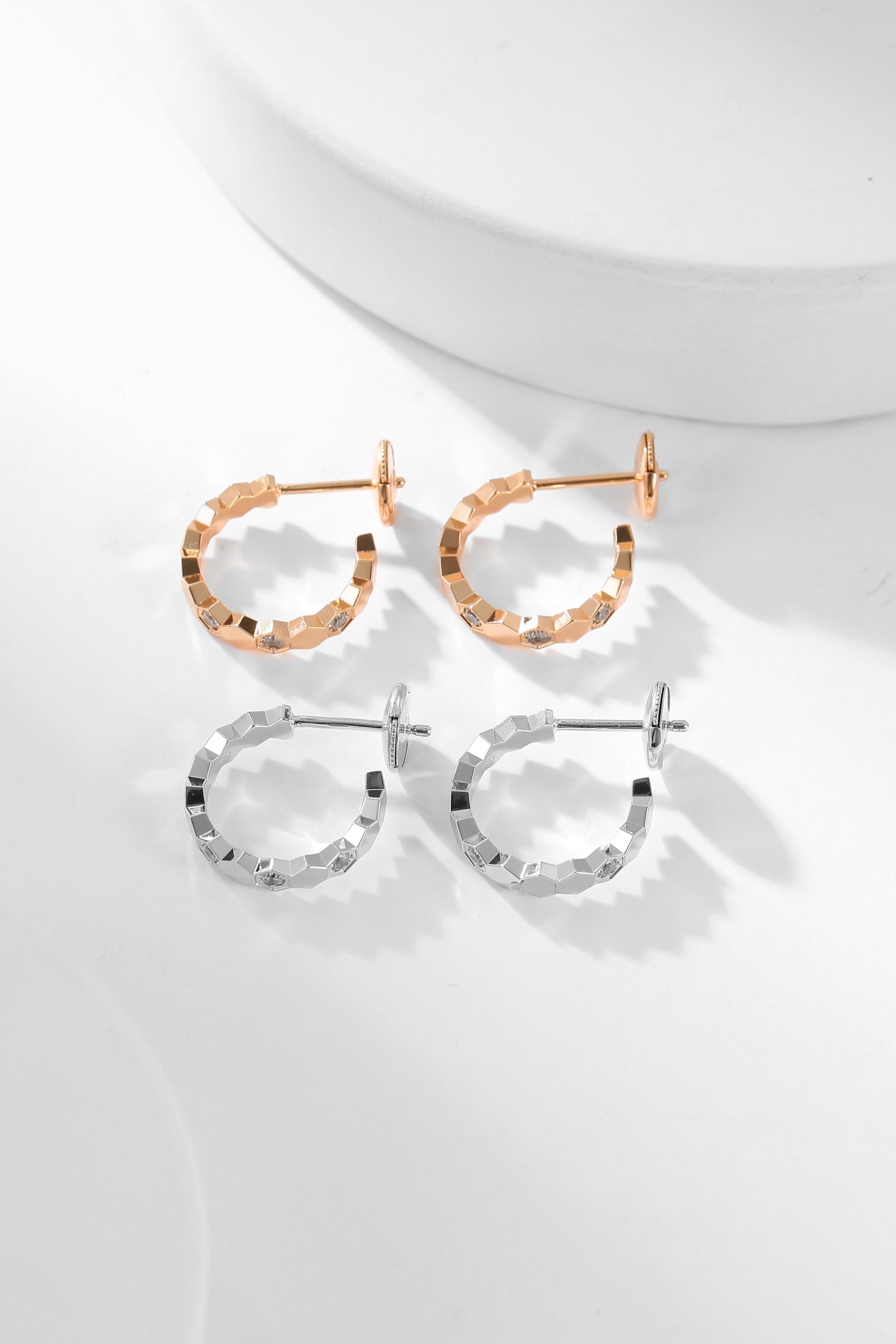 ¡®Dream¡¯BEE LOVE DIAMOND HOOP EARRINGS