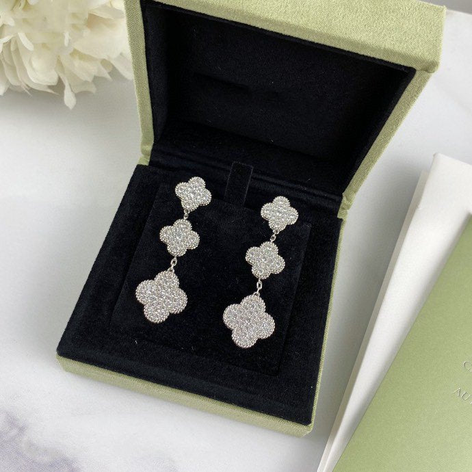 „Dream“CLOVER 3 MOTIV DIAMANT SILBER HÄNGEOHRRINGE