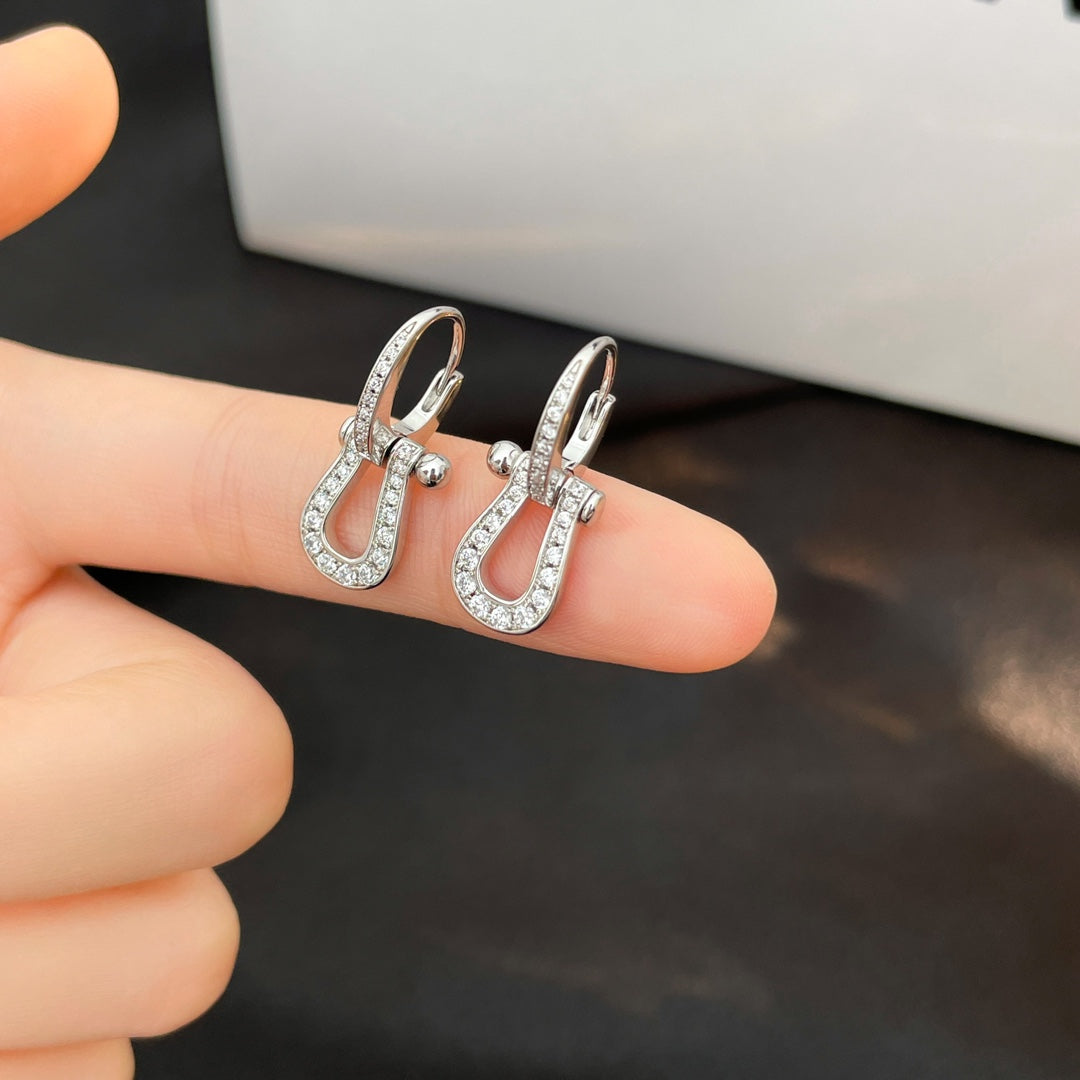 「ドリーム」フォース10 フルダイヤモンド ドロップイヤリング MM