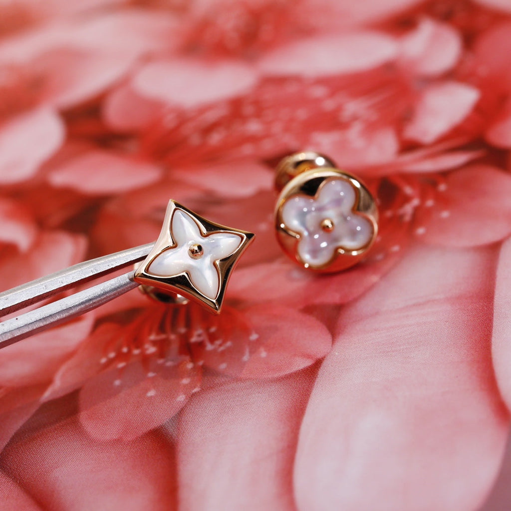 ¡®Dream¡¯STAR AND SUN PINK GOLD MOP STUD EARRINGS