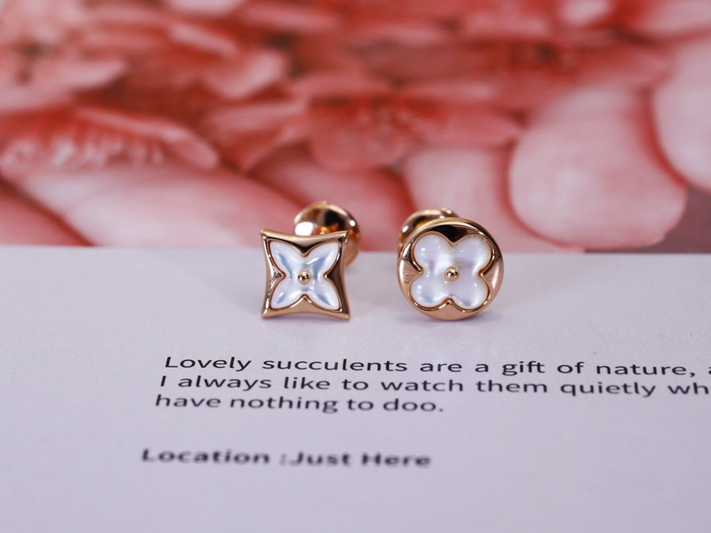 ¡®Dream¡¯STAR AND SUN PINK GOLD MOP STUD EARRINGS