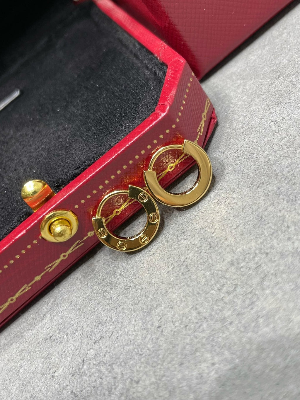 「ドリーム」LOVEミニピアス