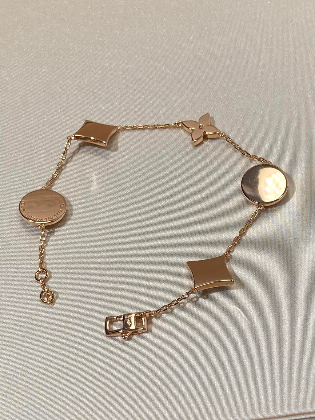 ¡®Dream¡¯STAR AND SUN 5 MOTIF MOP PINK GOLD BRACELET