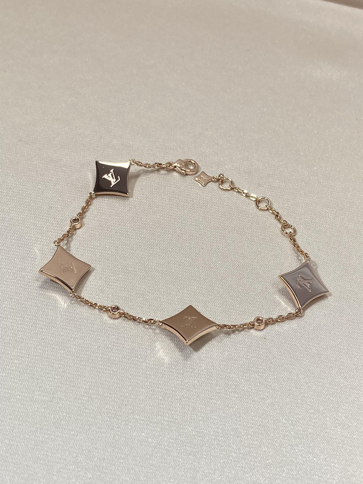 ¡®Dream¡¯STAR 4 MOTIF MOP DIAMOND PINK GOLD BRACELET