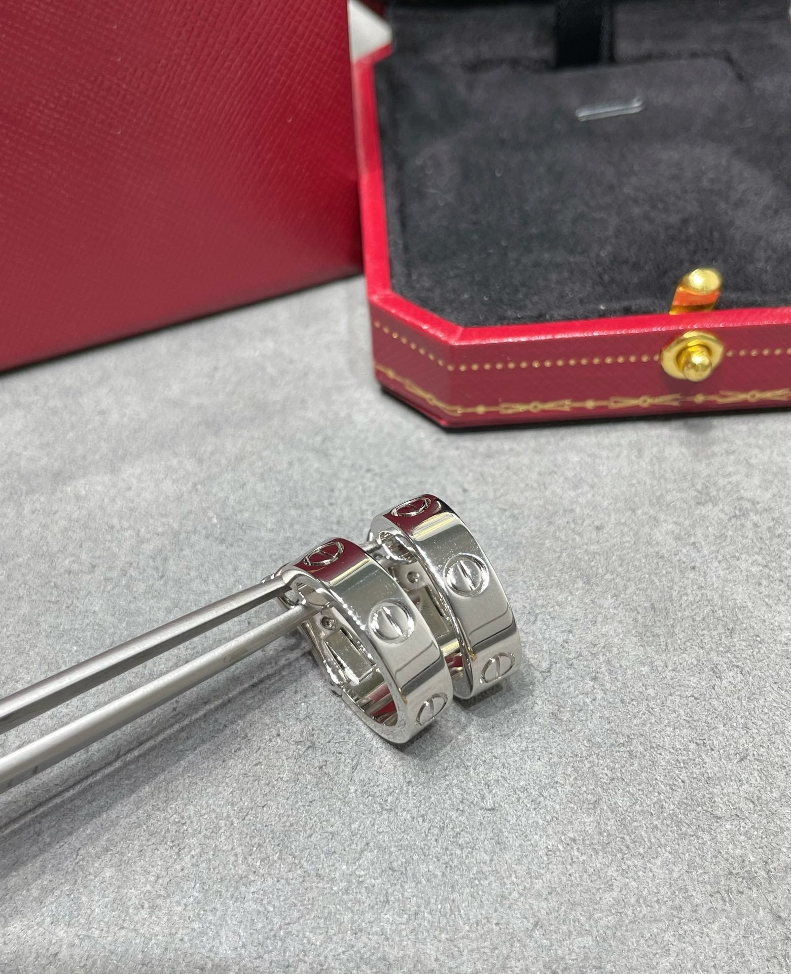 ¡®Dream¡¯LOVE 5.5MM EARRINGS
