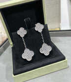 ¡®Dream¡¯CLOVER 2 MOTIFS DIAMOND PAVED SILVER EARRINGS