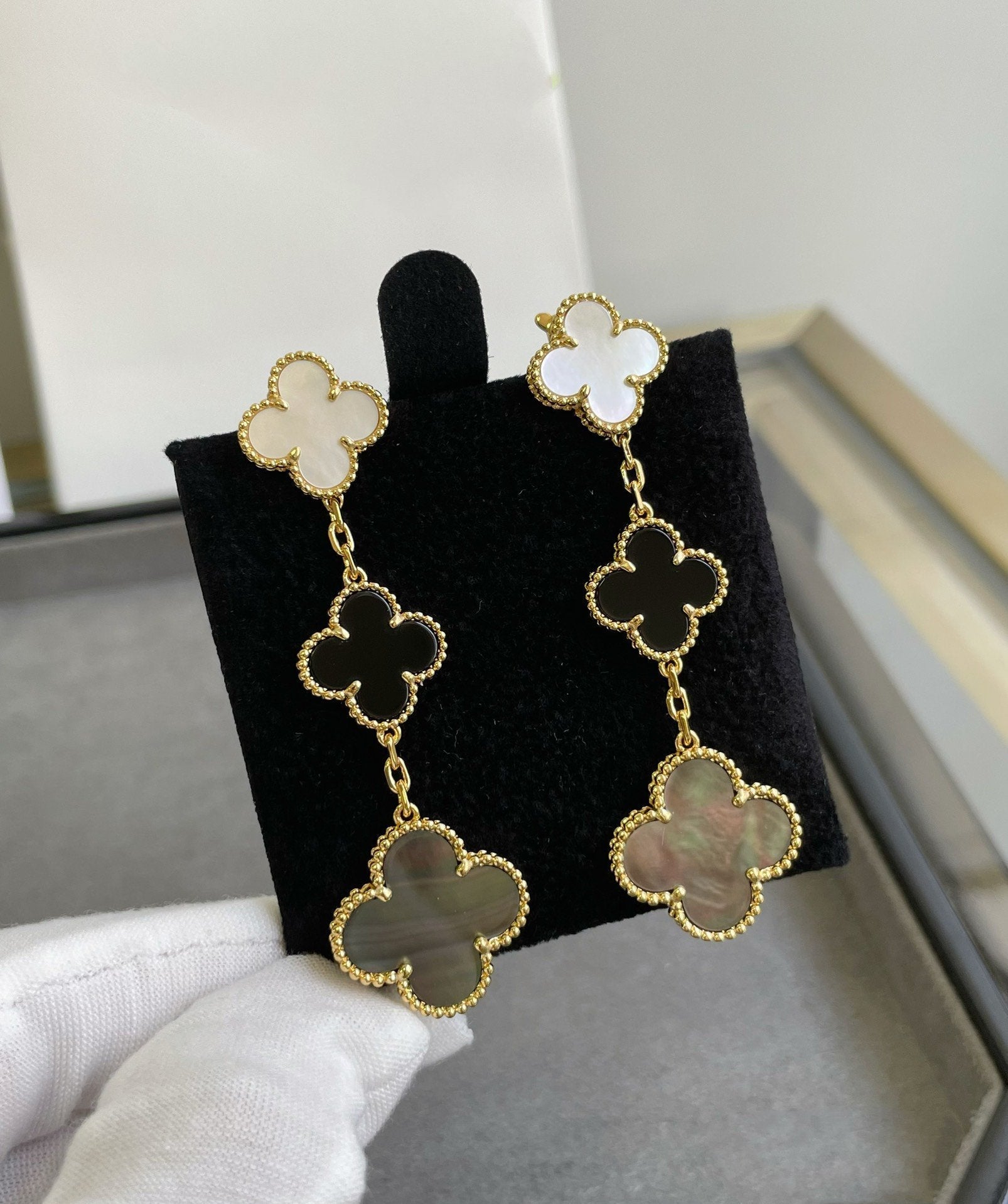 ¡®Dream¡¯CLOVER 3 MOTIV MOP ONYX DUNKEL MOP ROSÉGOLD OHRRINGE