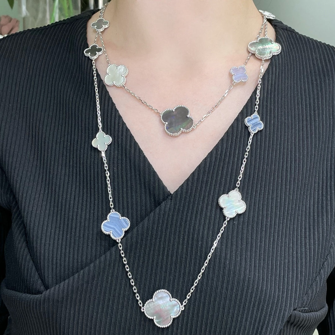 ¡®Dream¡¯CLOVER 16 MOTIF CHALCEDONY MOP SILVER NECKLACE