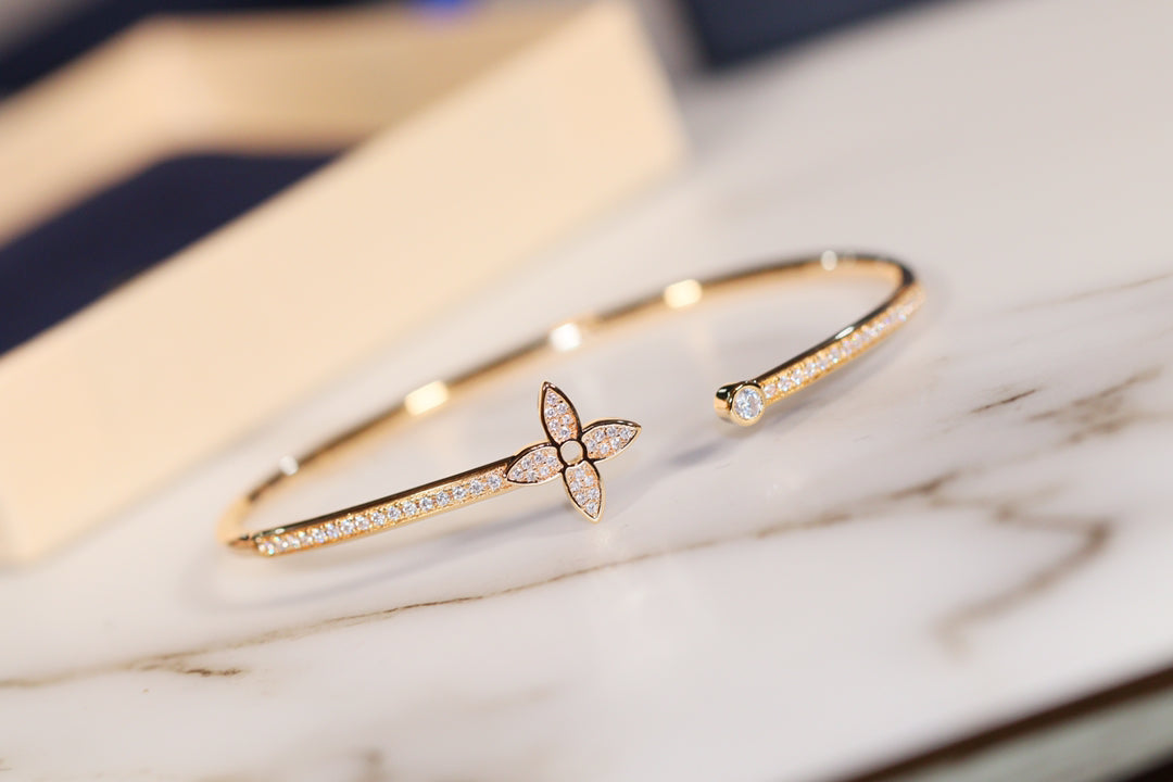 ¡®Dream¡¯IDYLLE GOLD OPEN BRACELET DIAMOND PAVED