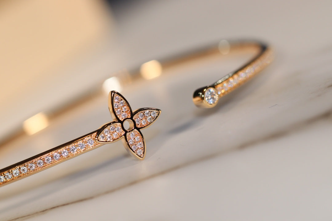 ¡®Dream¡¯IDYLLE GOLD OPEN BRACELET DIAMOND PAVED