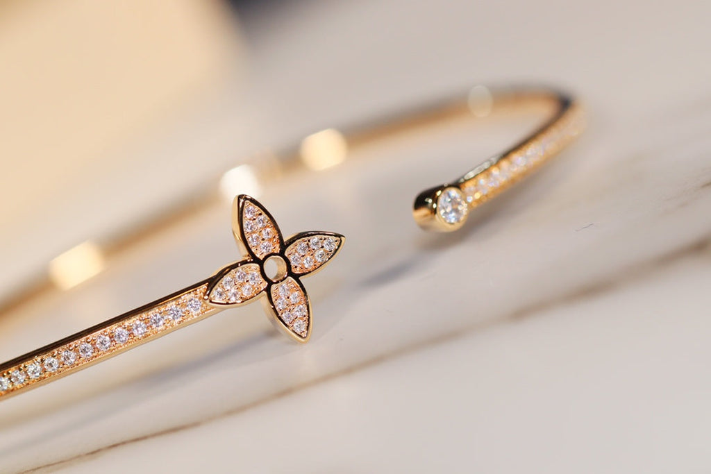 ¡®Dream¡¯IDYLLE GOLD OPEN BRACELET DIAMOND PAVED