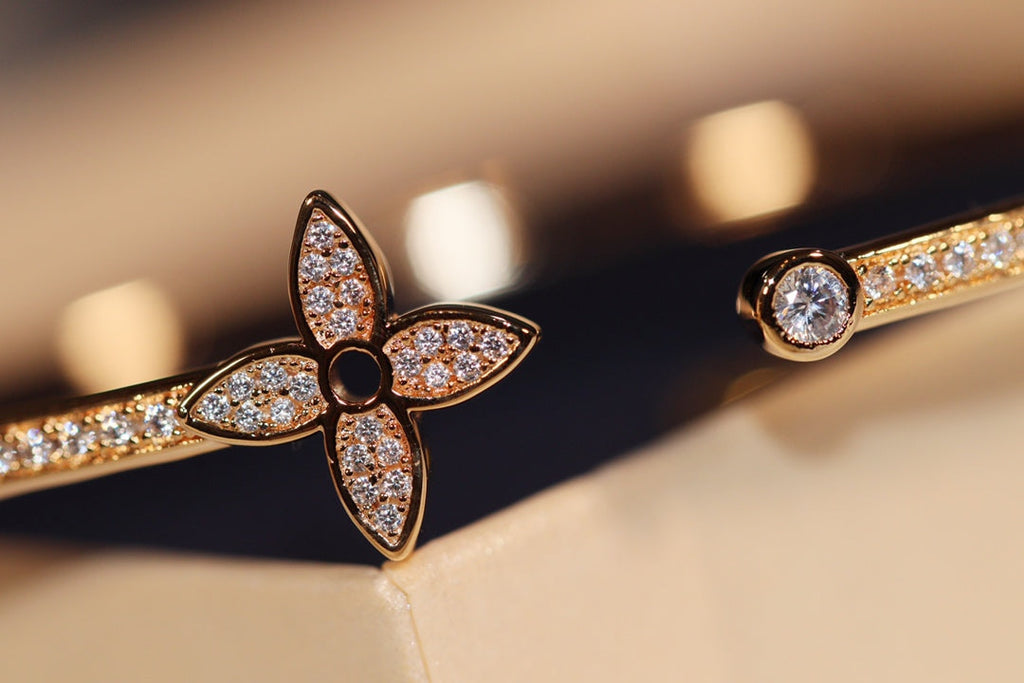 ¡®Dream¡¯IDYLLE GOLD OPEN BRACELET DIAMOND PAVED