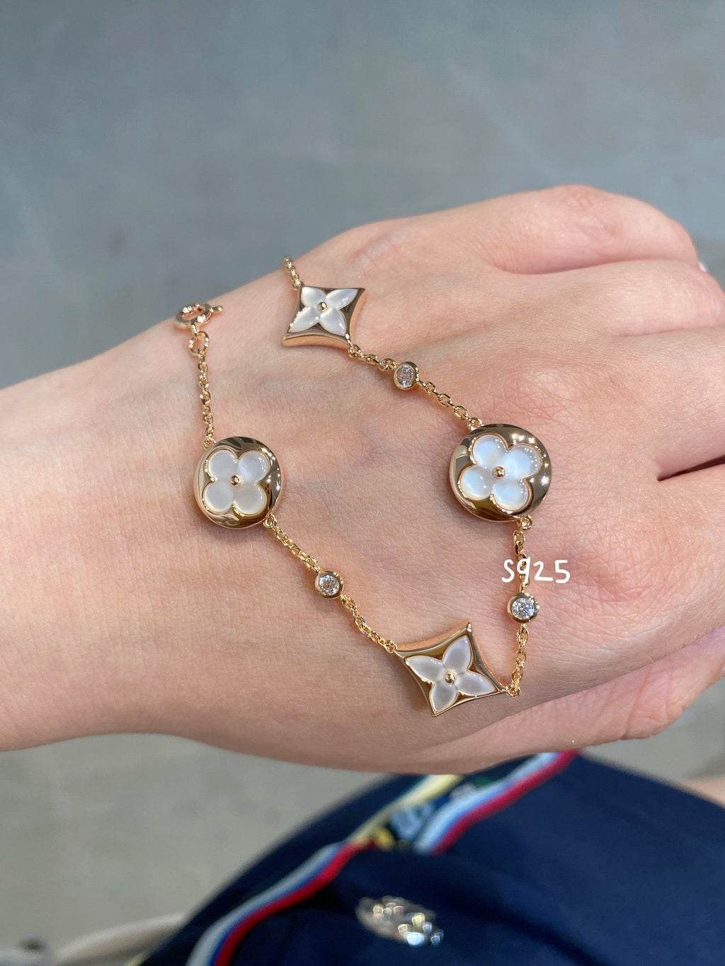 ¡®Dream¡¯STAR AND SUN 4 MOTIF WHITE MOP PINK GOLD BRACELET