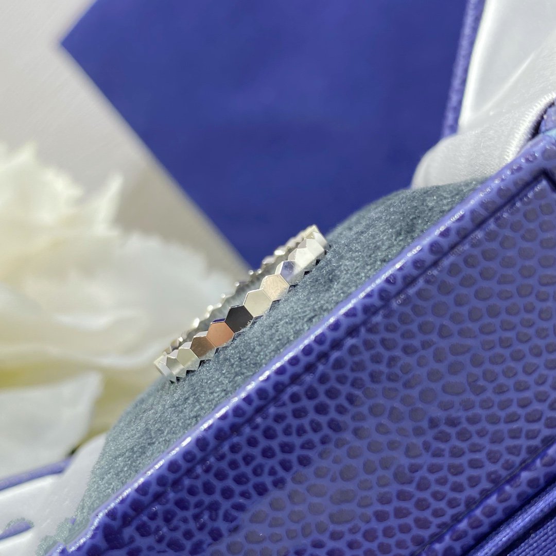 ®DREAM®BEE LOVE SMALL RING