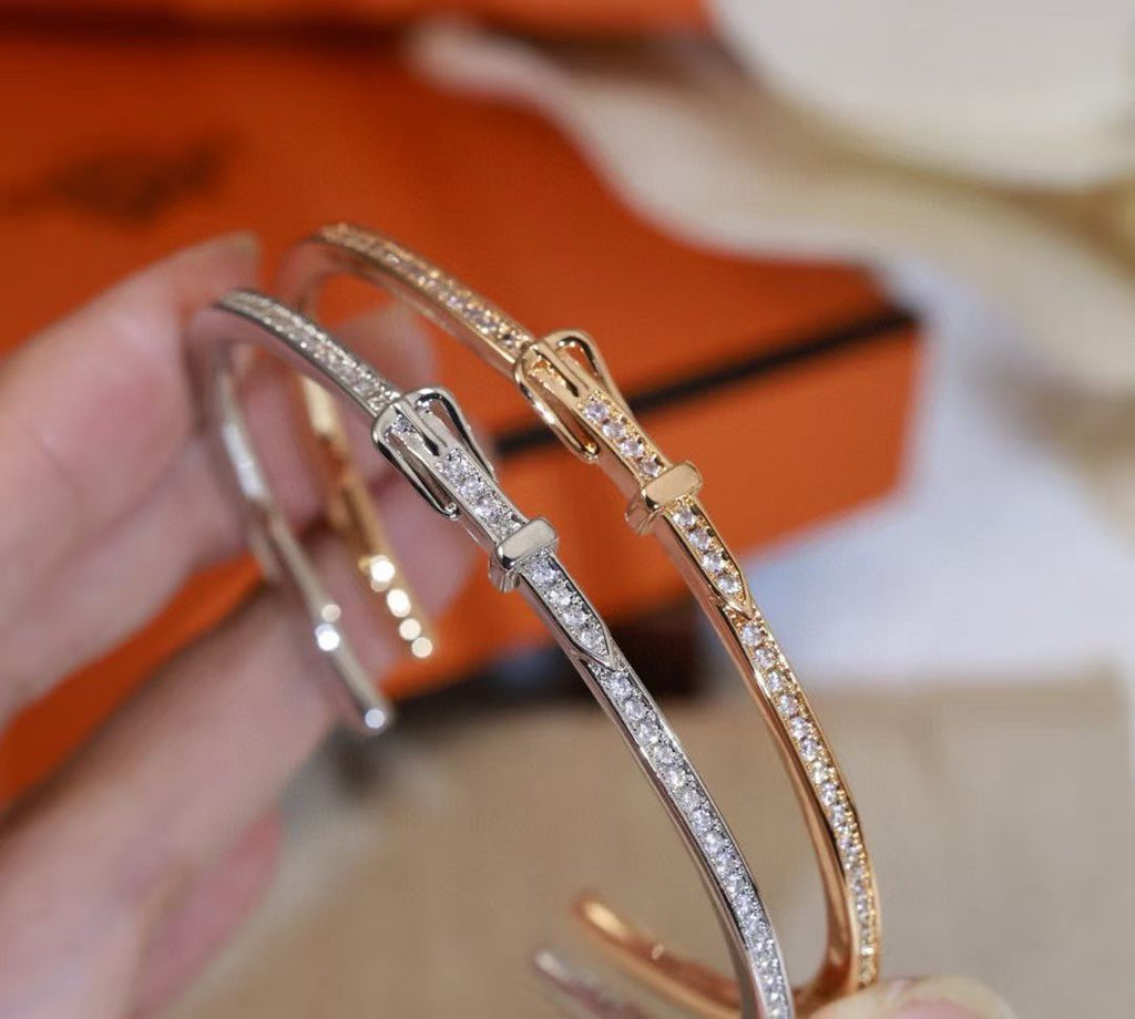 [Traum] DIAMANTENBESETZTES ARMBAND DREI FARBEN