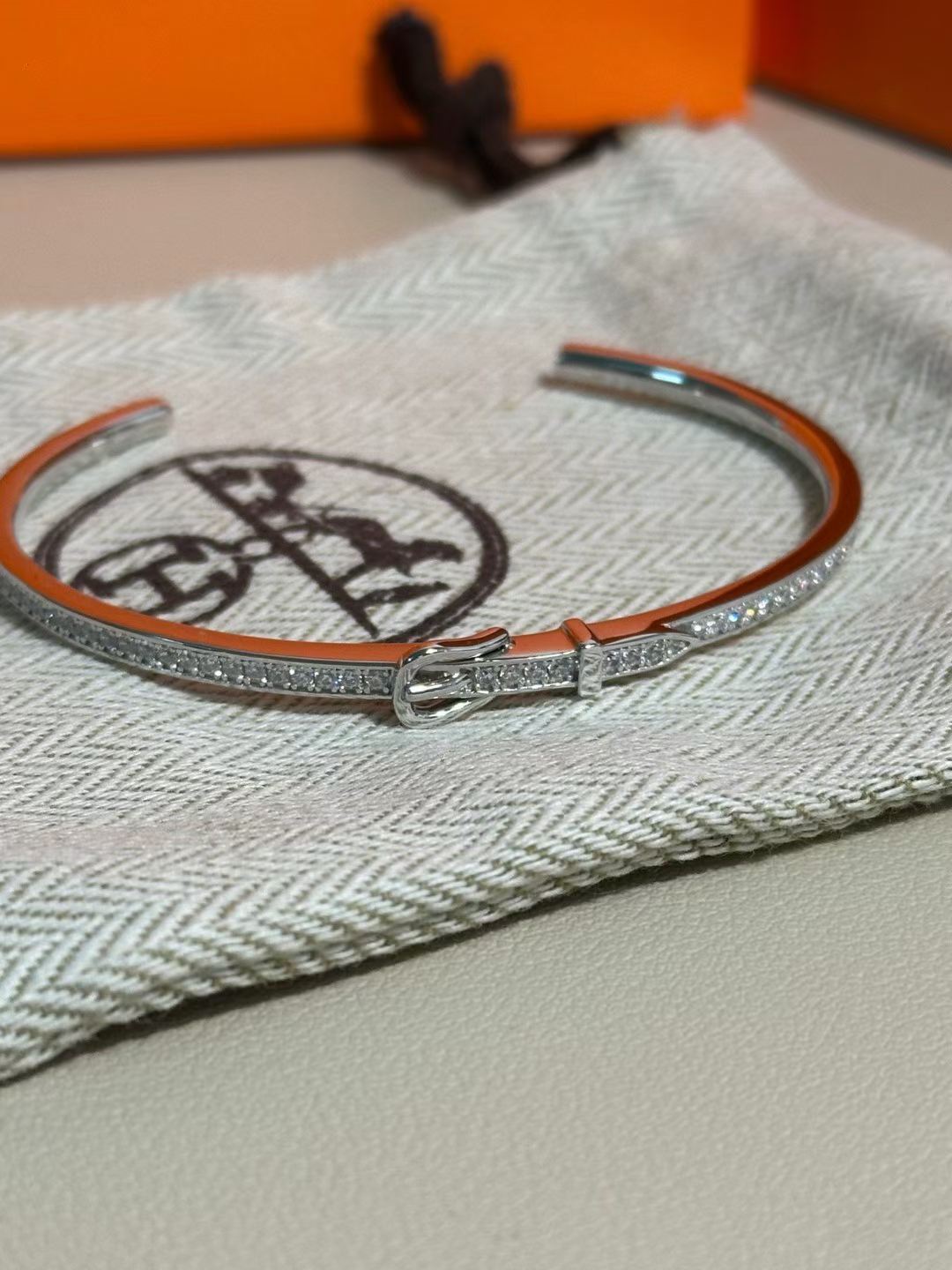 [夢] ダイヤモンド散りばめブレスレット 3色