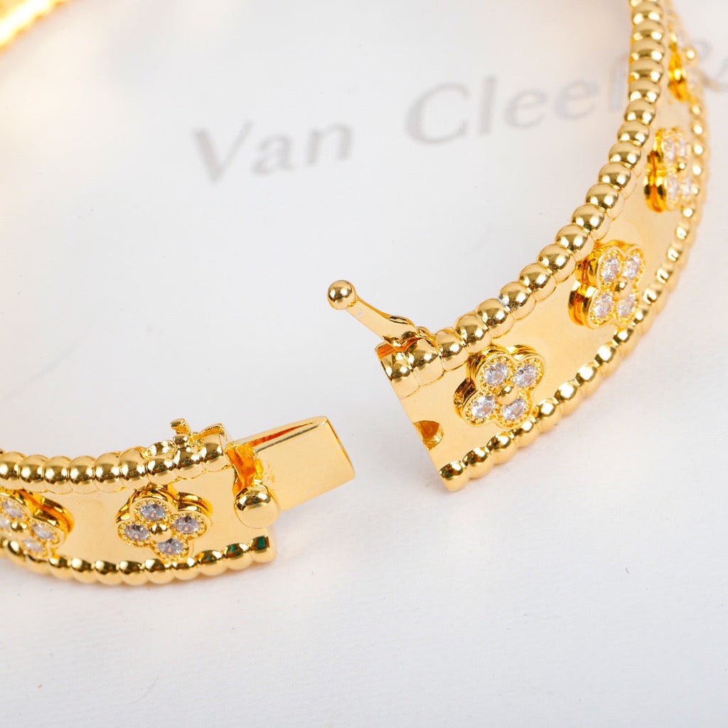 ¡®Dream¡¯KLEEBRAUM ARMBAND 8MM DIAMANTEN