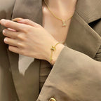 ¡®Dream¡¯LOGO STAR MOTIF GOLD BRACELET
