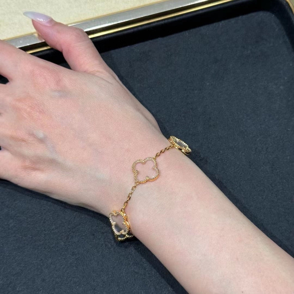[Dream]New CLOVER 5 MOTIF ROCK CRYSTAL BRACELET