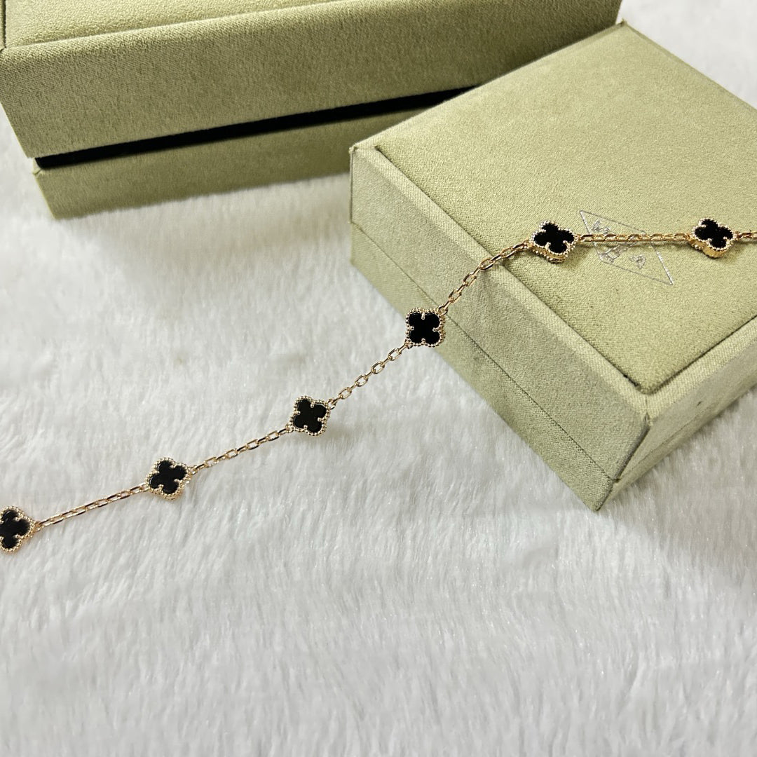 [¡®Dream¡¯]CLOVER 6 MOTIF  ONYXS BRACELET